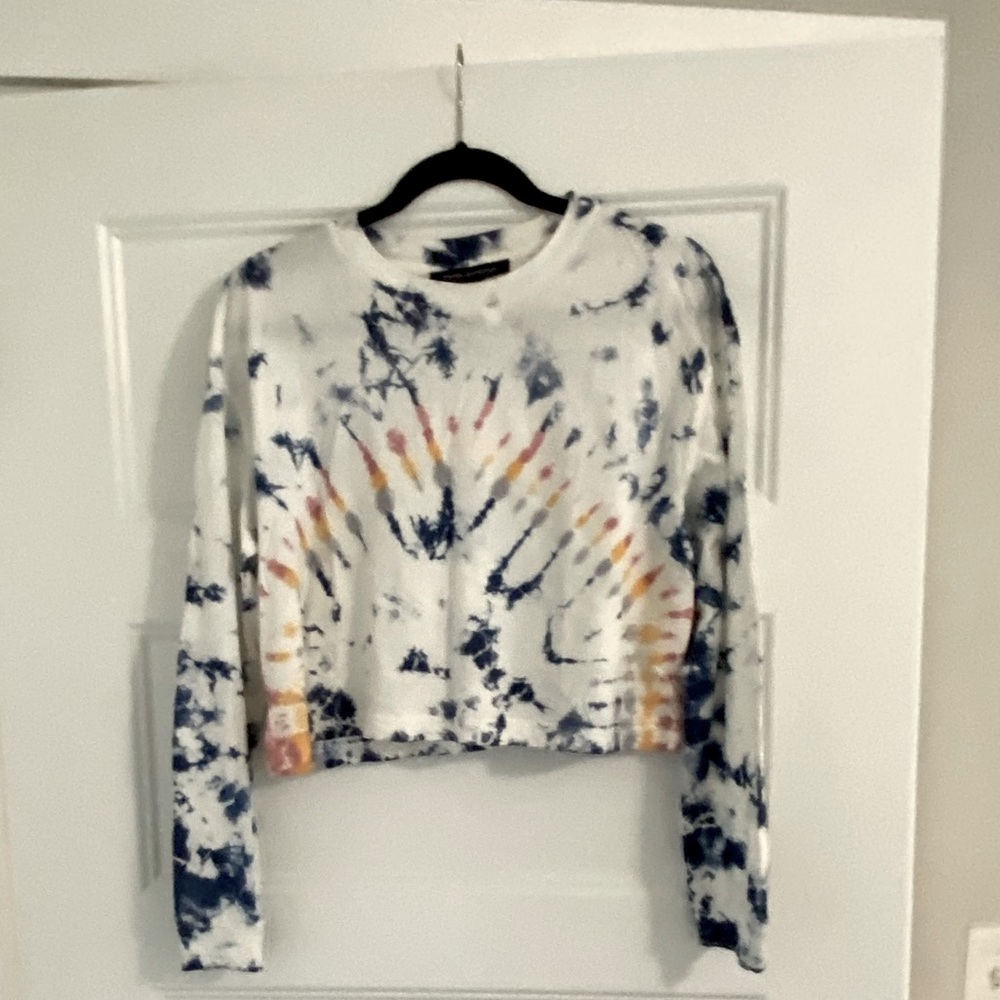 - French Connection Long Sleeve Crop
